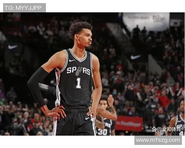 2018年11月森林狼对阵马刺的精彩对决回顾与赛后分析