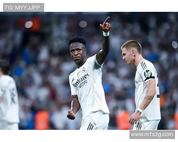 费内巴切与皇家马德里巅峰对决球迷期待精彩较量与历史交锋